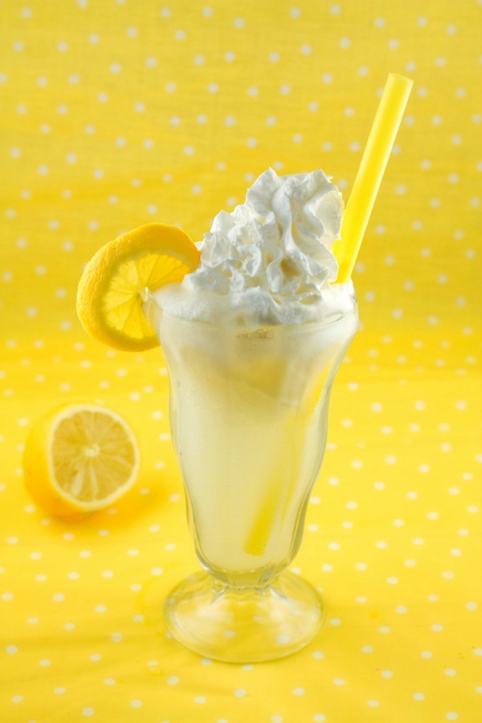 lemon cream pie float