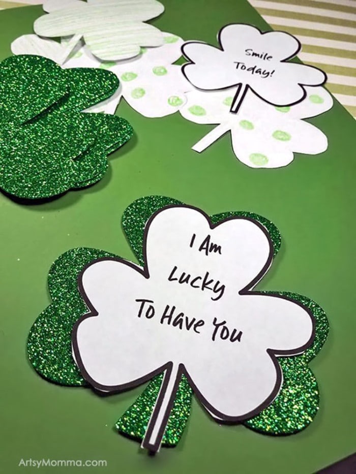 kindness clovers