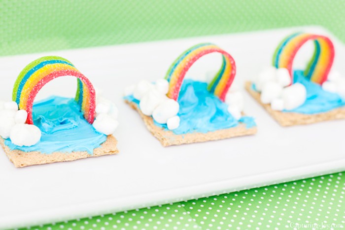 rainbow graham cracker snack