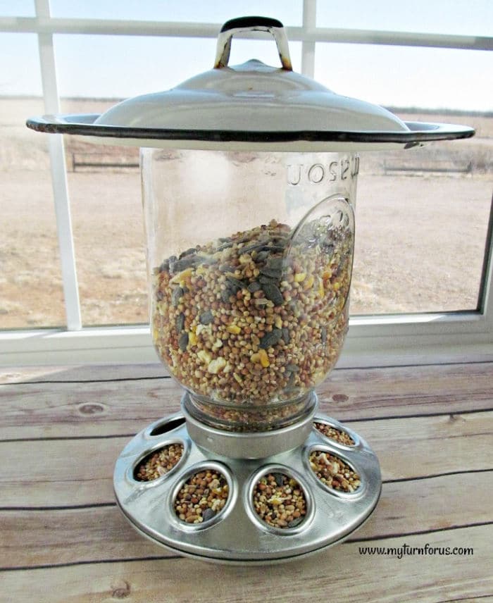 unique mason jar bird feeder