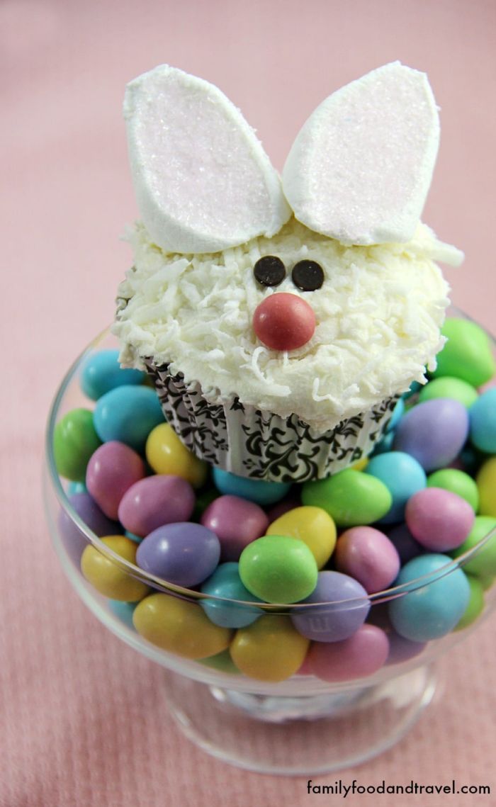 easter bunny cupcakes by Family, Food & Travel